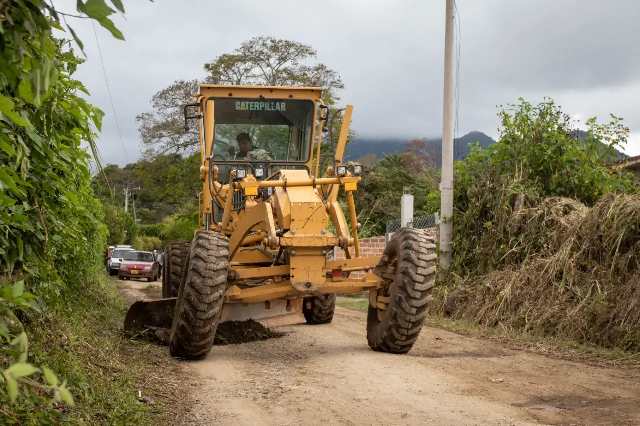 Avanza plan de mejoramiento vial en Nariño