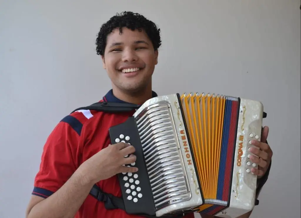Juan David Atencia, la nueva figura del canto vallenato