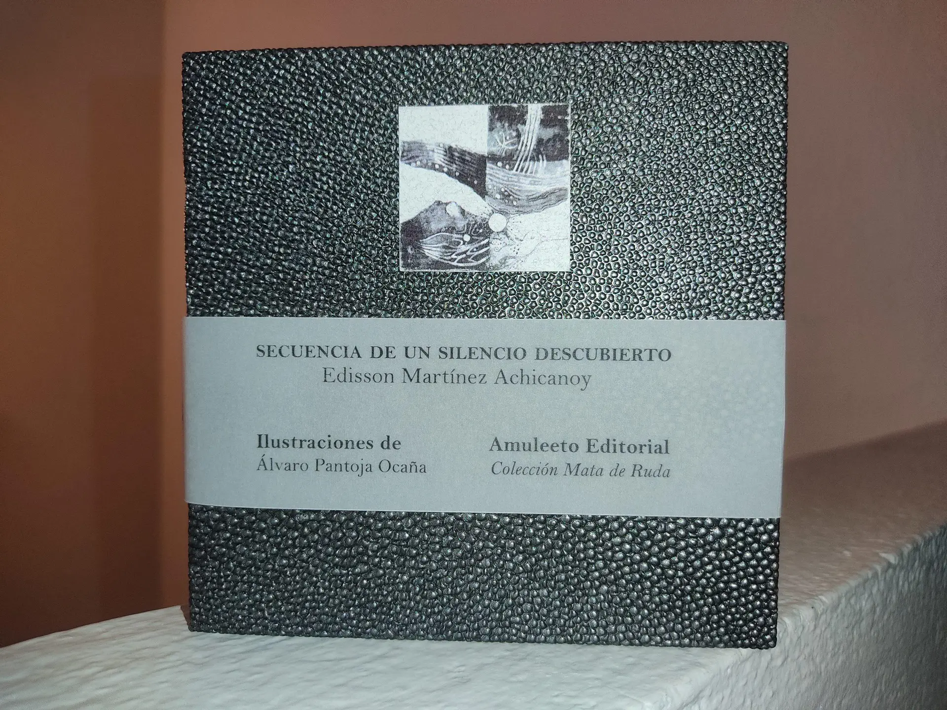 Edisson Martínez presenta su poemario “Secuencia de un Silencio Descubierto”