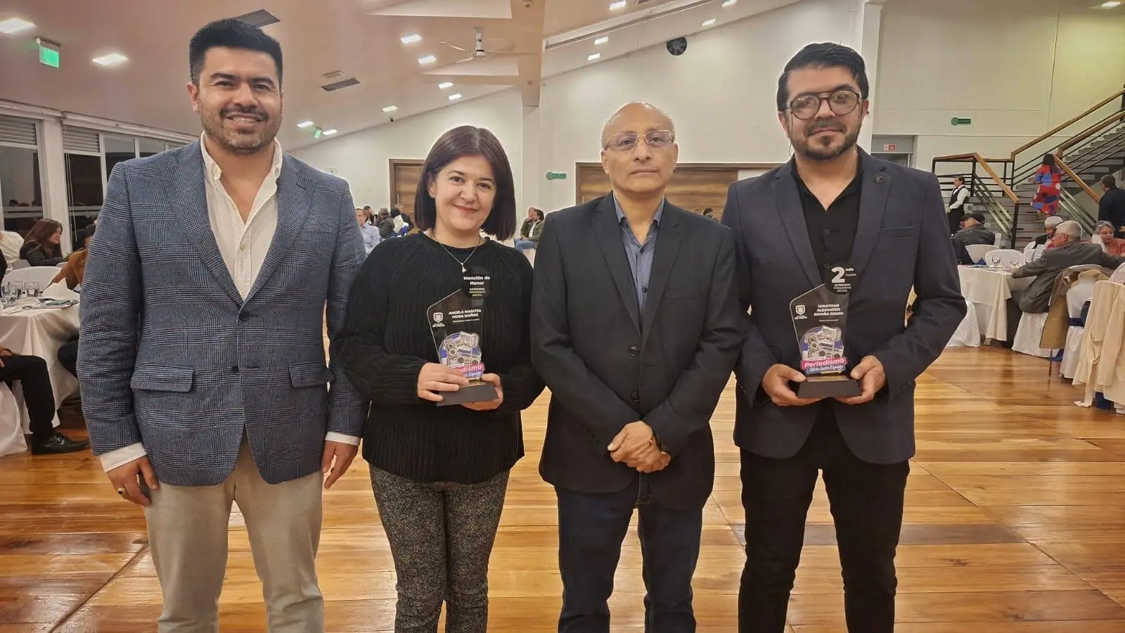 Página 10 celebra los reconocimientos obtenidos en el Premio Silvio León España