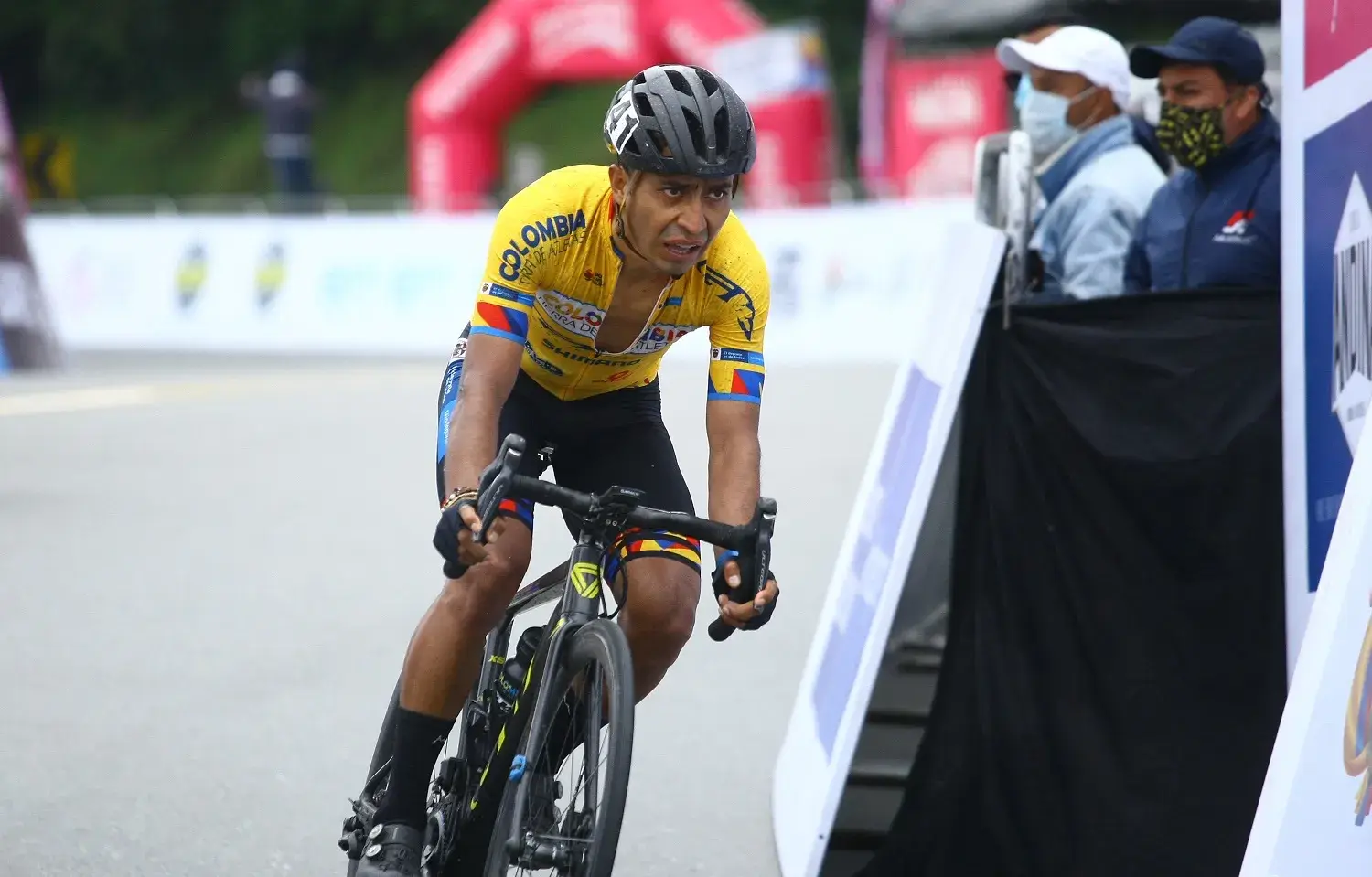 Atapuma correrá en equipo de Turquía