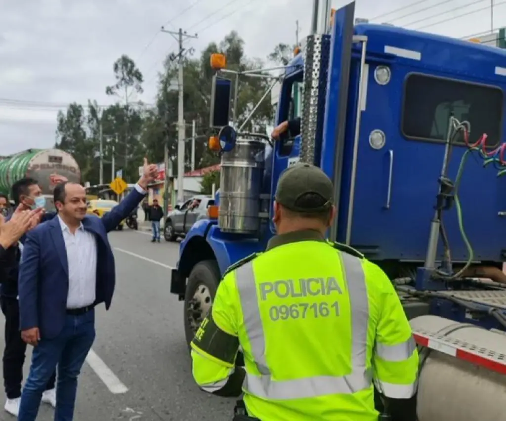 Viceministro de transporte, Eduardo Enríquez Caicedo, es El Personaje 10.
