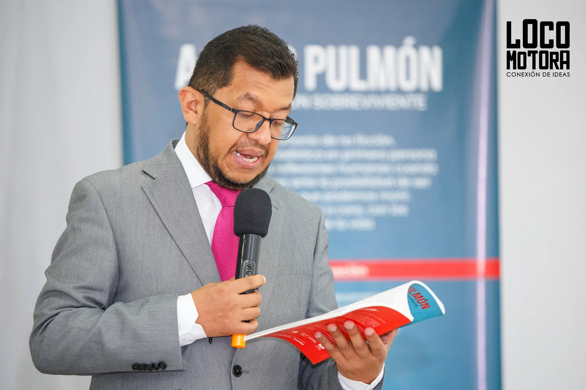 “A todo pulmón”, el libro que relata la historia de un sobreviviente de Covid 19, Gustavo Montenegro