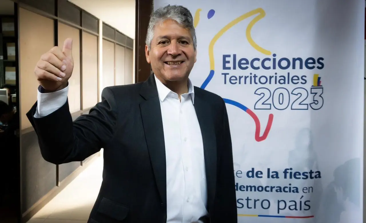 Berner Zambrano se inscribe oficialmente como candidato a la gobernación de Nariño