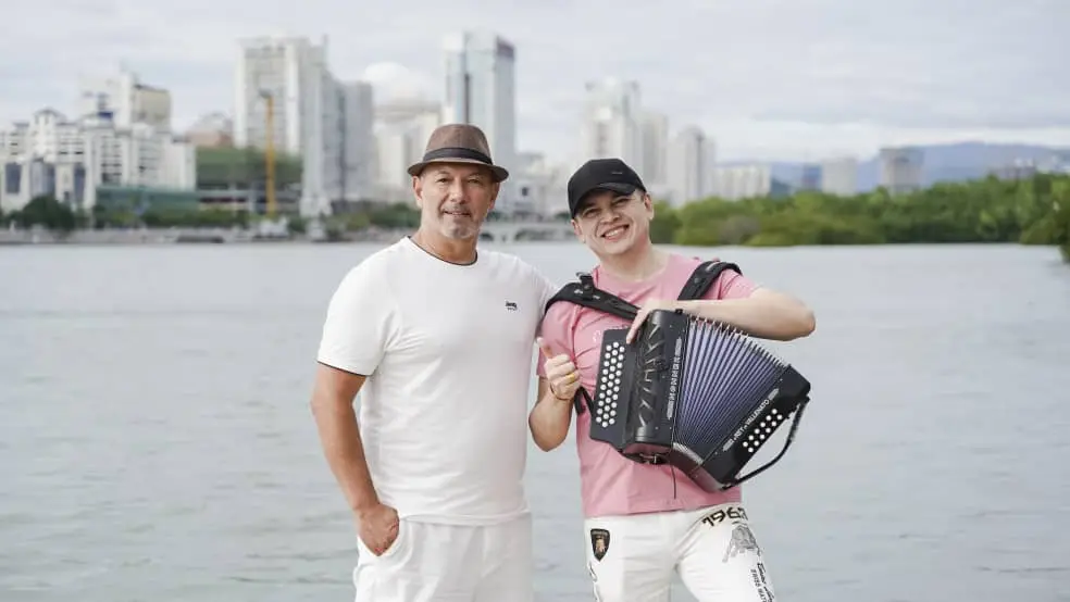 Héctor Palacios, embajador de la música colombiana en China