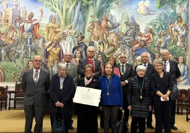 Reconocimiento a la obra académica y literaria de Cecilia Caicedo Jurado