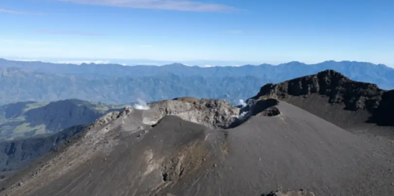 ¡El Galeras revela su historia oculta! Un volcán con cinco vidas y 1,4 millones de años de memoria geológica