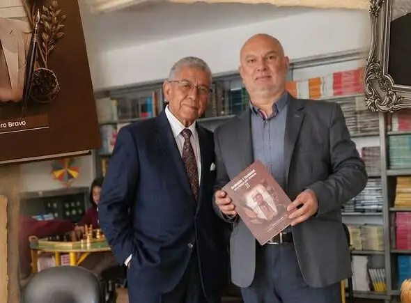 Jorge Arturo Bravo, cronista del sur entre palabras y letras que forjan historia.